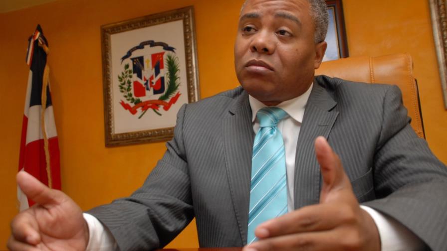 Una mujer se querella contra el alcalde de Santo Domingo Norte por alegada agresión Una mujer se querella contra el alcalde de Santo Domingo Norte por alegada agresión