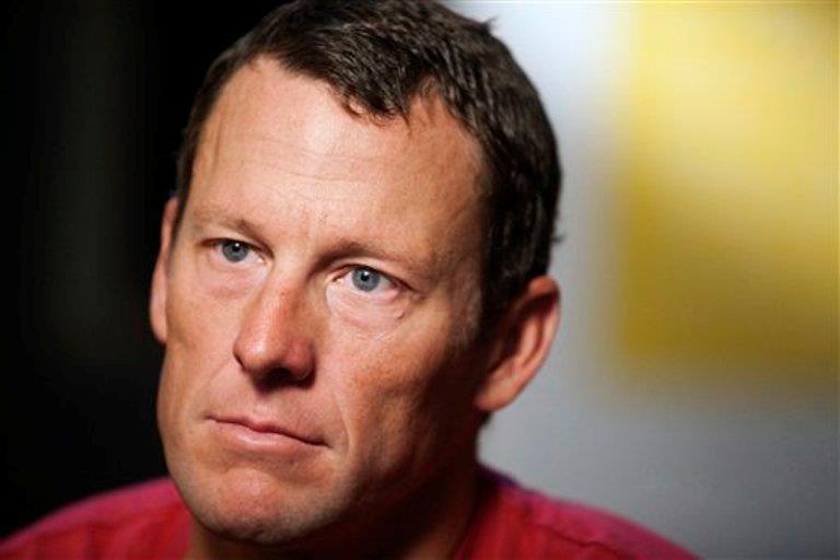 Lance Armstrong se reunió con panel sobre dopaje