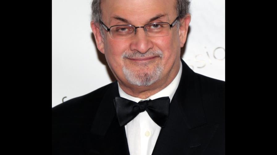 Salman Rushdie recibe el premio Andersen de literatura en Dinamarca