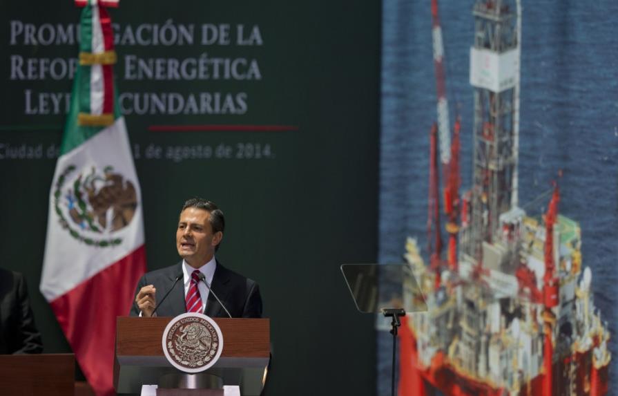 México anuncia millonarios proyectos electricidad