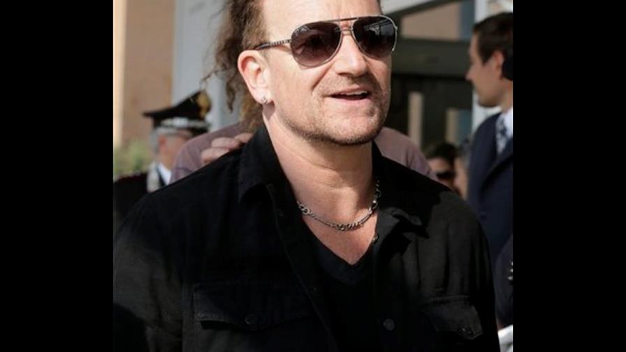 Bono revela que usa gafas por glaucoma