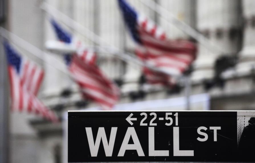 Wall Street tiene su mejor día en un año