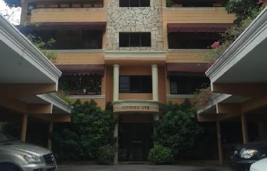 En Naco también compran camiones de agua