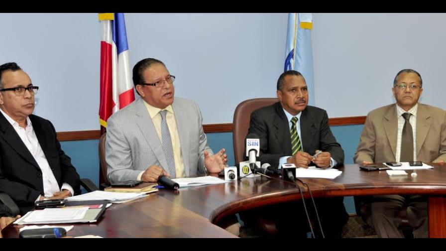 Advierten podrían declarar alerta roja para presas