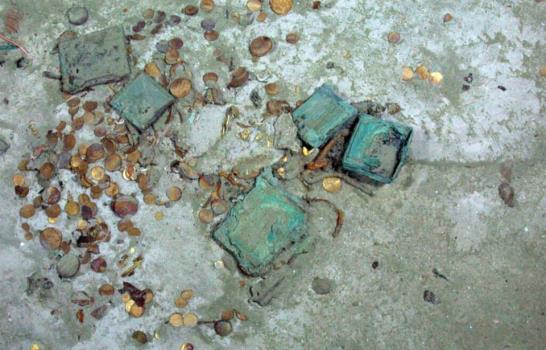 Odyssey recupera miles monedas de oro y plata y lingotes de buque hundido