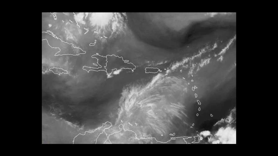 Una onda tropical entrará esta tarde al país y provocará precipitaciones Una onda tropical entrará esta tarde al país y provocará precipitaciones