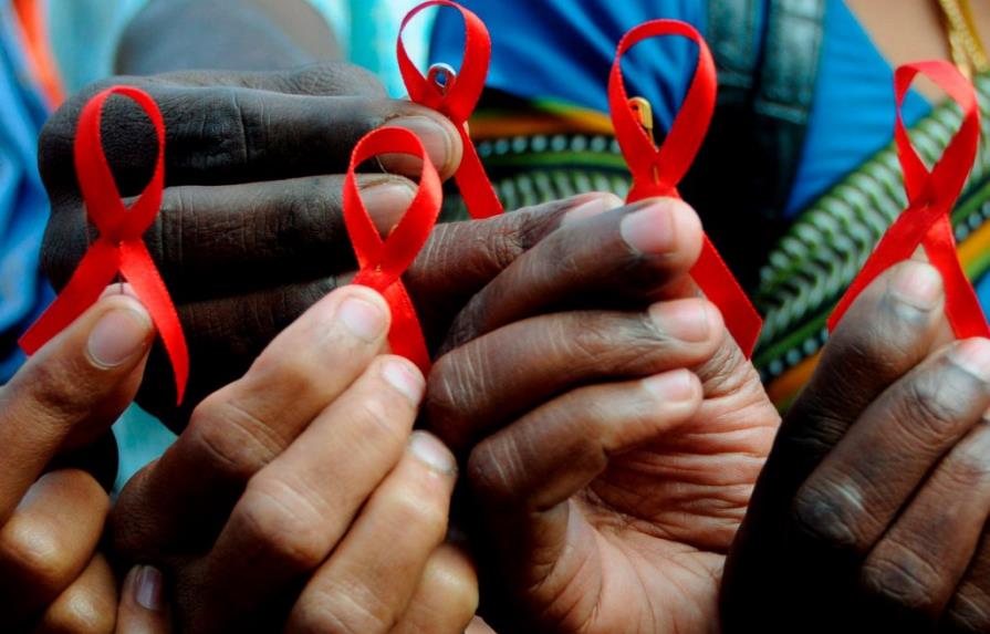 El número de casos de VIH cayó un tercio en la última década en EE.UU.
