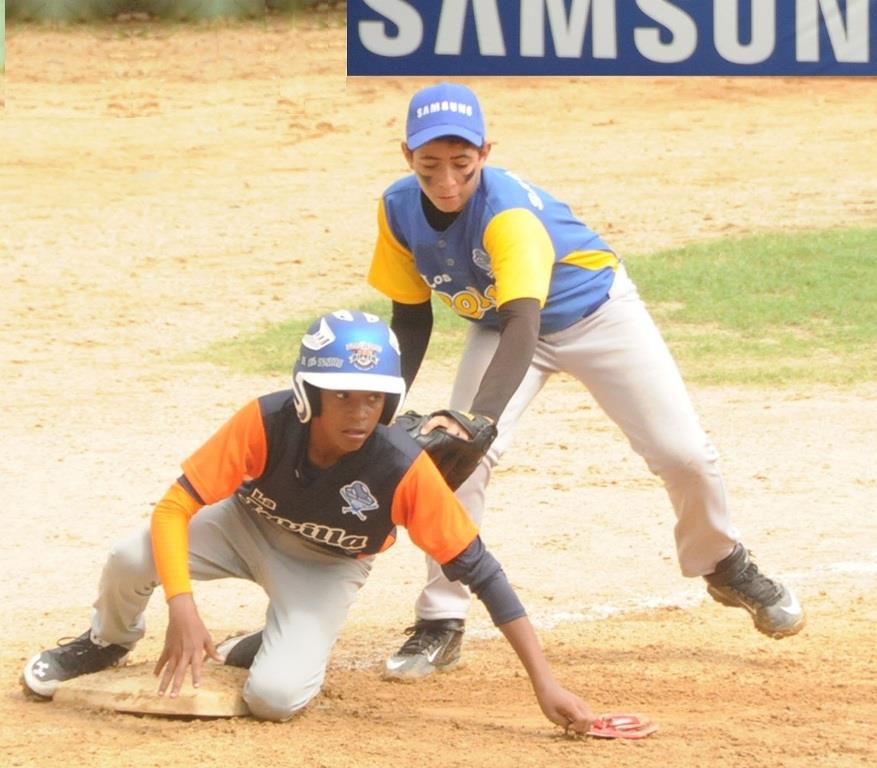 Ligas La Javilla y Los Vecinitos pasan a finales Copa Samsung de Béisbol Infantil