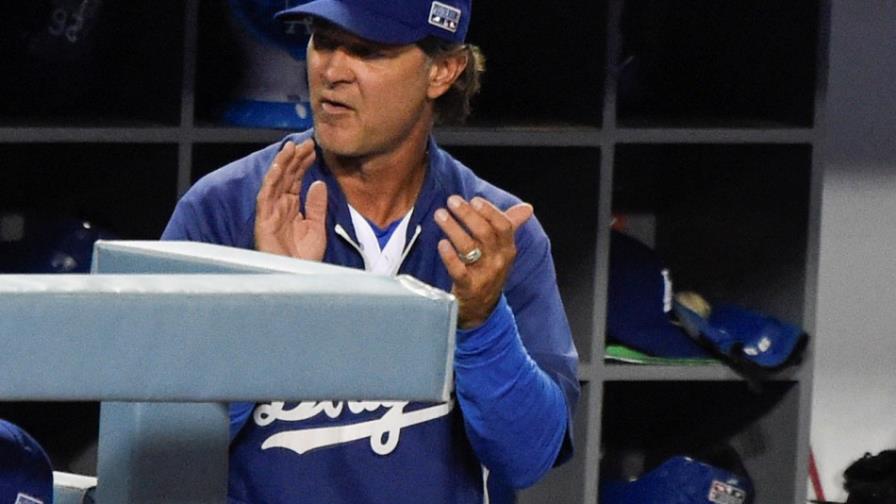 Andrew Friedman: Don Mattingly seguirá como mánager de Dodgers