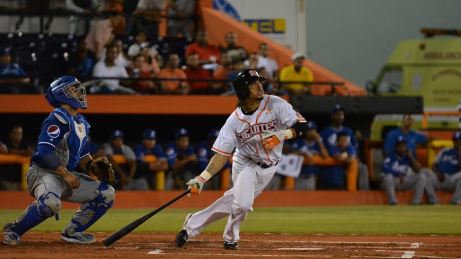 Estrellas, Gigantes y Toros ganan en el béisbol invernal de la República Dominicana