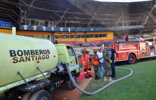 Sofocan fuego en el Estadio Cibao; habrá juego el sábado