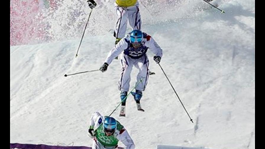 Adelina Sotnikova sorprende a Kim en patinaje artístico