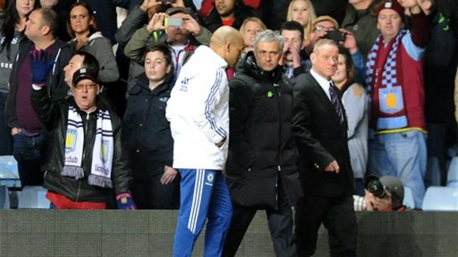 La Asociación de Fútbol Inglés acusa a Mourinho de conducta inapropiada