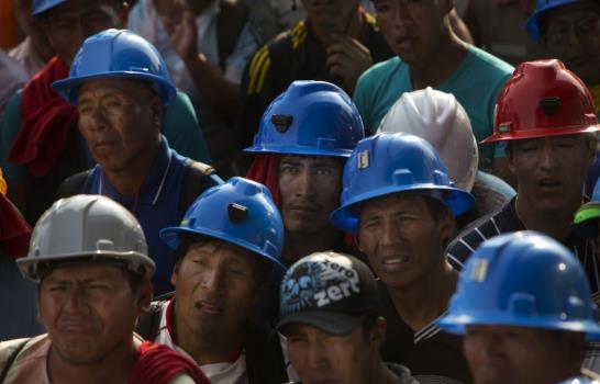 Finaliza plazo de legalización para mineros extraen oro en Perú