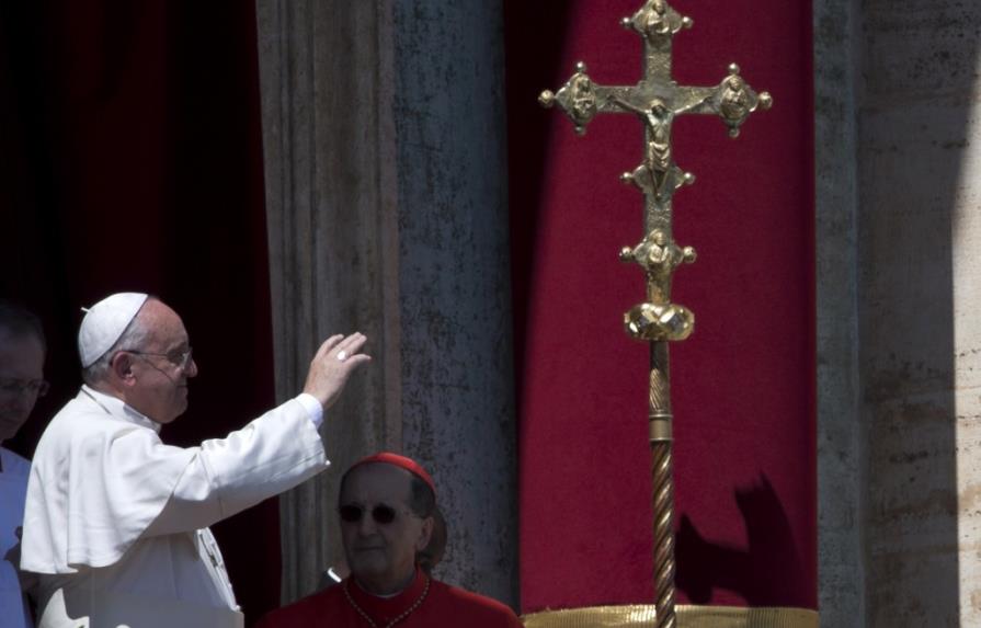 Papa Francisco reza por la paz en Ucrania y Siria