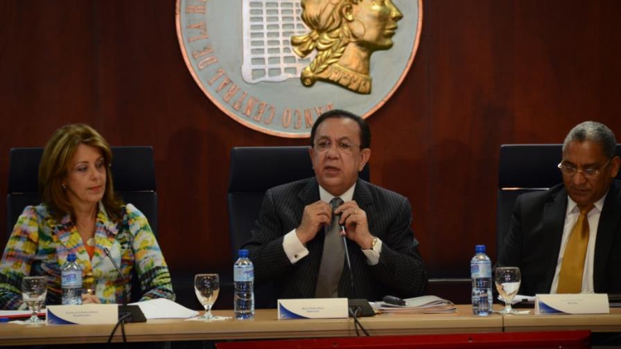 El PIB crece 5.5%, y el desempleo es de 6.9%, asegura el Banco Central El PIB crece 5.5%, y el desempleo es de 6.9%, asegura el Banco Central