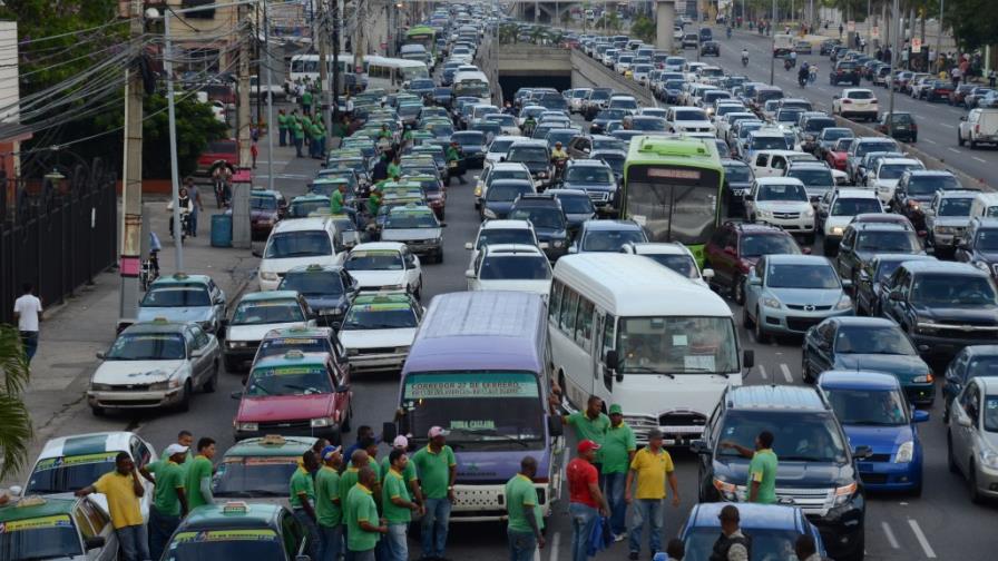 Industriales piden poner alto a desmanes choferes Industriales piden poner alto a desmanes choferes