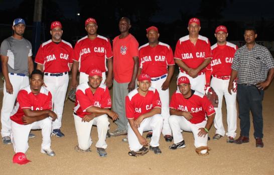 Liga del Club Arroyo Hondo pone en marcha su torneo de softbol 43 aniversarios