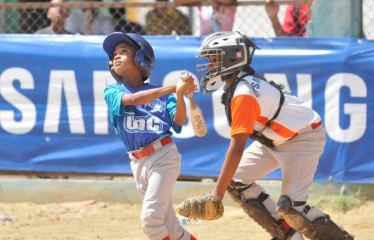 UDC y Taveras ganan en la etapa de Santiago del 3er Torneo Samsung de Béisbol Infantil