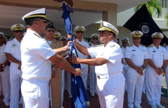 Jefe de la Armada promete uso transparente de los recursos del Estado
