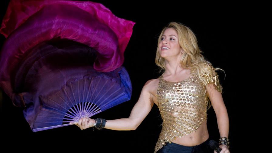 Shakira copió trabajo de cantante dominicano
