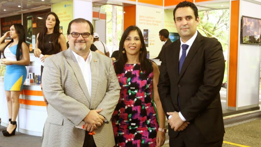 Orange Dominicana, en la feria Expo Cibao Orange Dominicana, en la feria Expo Cibao