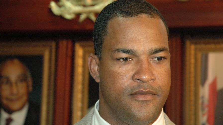 Interrogan alcalde de San Cristóbal sobre presunta corrupción