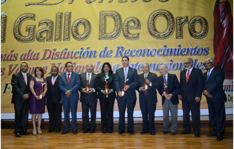 Premios El Gallo de Oro reconoce a personalidades dominicanas