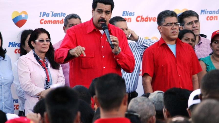 Maduro informa de un nuevo muerto en el centro de Venezuela