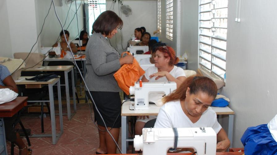 Persiste la brecha de género laboral pese a mayor nivel educativo de las mujeres