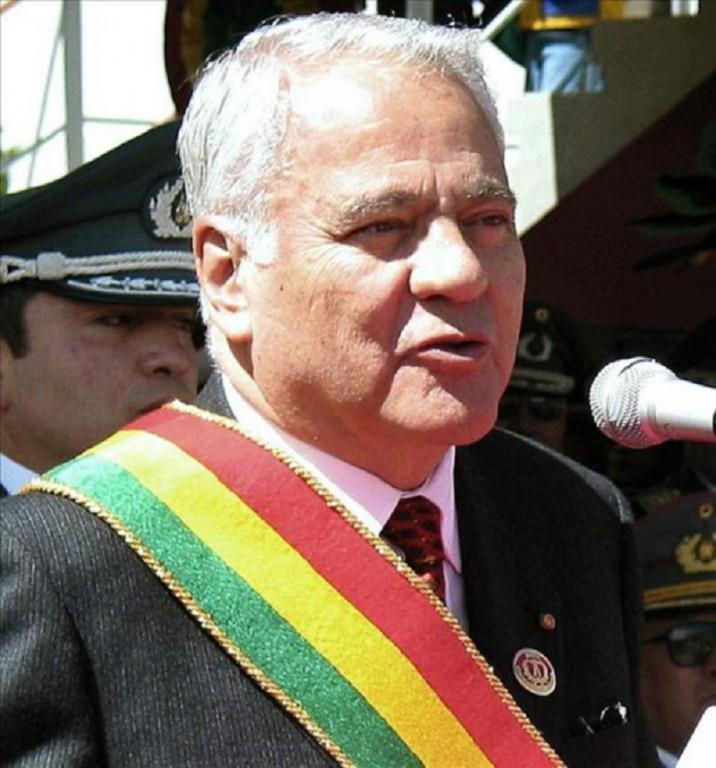 Juez federal de EEUU ve motivos para demanda contra expresidente boliviano