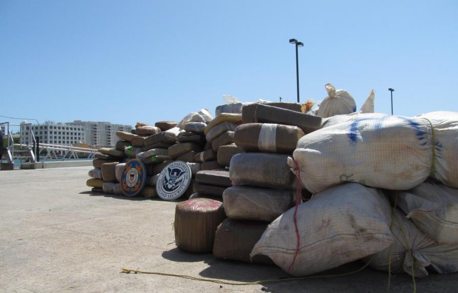 Incautan 2 toneladas de marihuana, el mayor cargamento en el Caribe en 2014