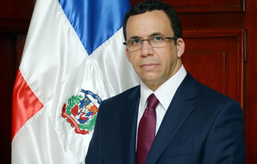 Ministros de Turismo y Relaciones Exteriores lamentan muerte de Oscar de la Renta
