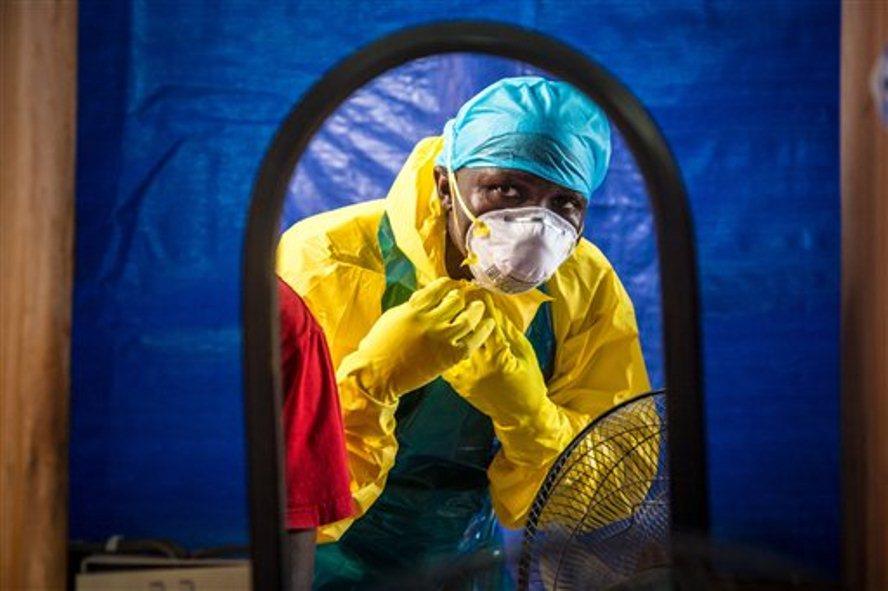 Casos de ébola se disparan en Sierra Leona