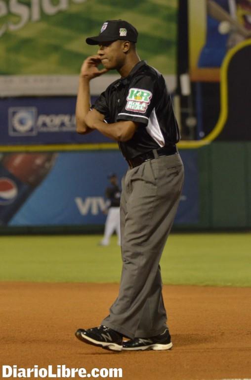 Ramón Ferrer, en la ruta para ser el primer árbitro dominicano en la MLB