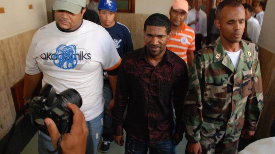 Tribunal ordena que un defensor público asista a Omega Tribunal ordena que un defensor público asista a Omega