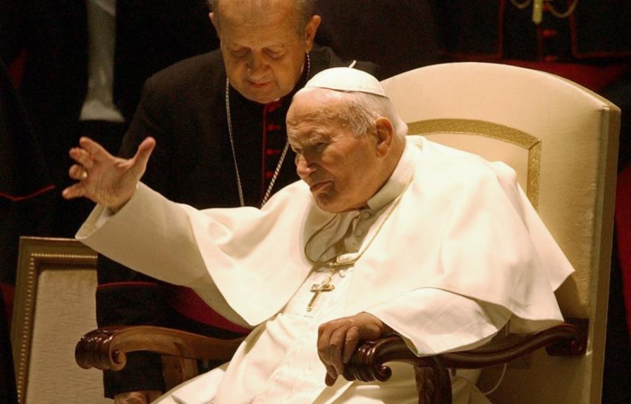 Publicarán apuntes que Juan Pablo II ordenó quemar