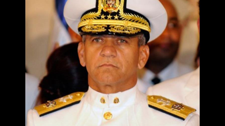 El Ministro de Defensa dice que el 27 no habrá retiro de militares El Ministro de Defensa dice que el 27 no habrá retiro de militares