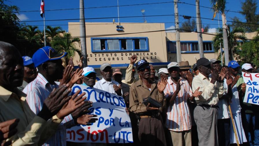 La falta de cotizaciones impide a Hacienda pagar las pensiones a cientos de envejecientes
