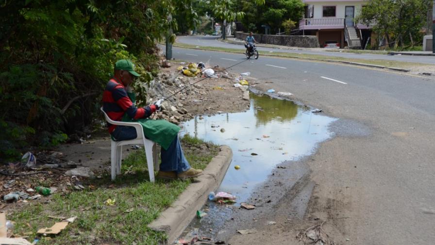 La olvidada avenida Cayetano Germosén La olvidada avenida Cayetano Germosén