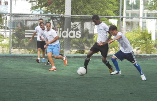 Fútbol, el mejor gol para los niños Fútbol, el mejor gol para los niños