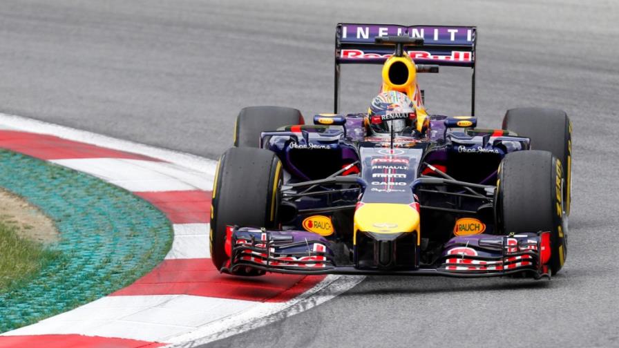 Sebastian Vettel continúa temporada de pesadilla