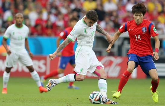 Argelia vence 4-2 a Corea del Sur en Mundial de Fútbol