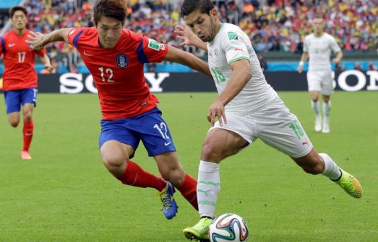 Argelia vence 4-2 a Corea del Sur en Mundial de Fútbol