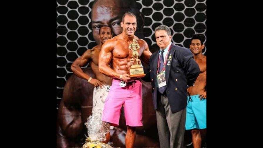 John Estrella, Mister República 2014 John Estrella, Mister República 2014