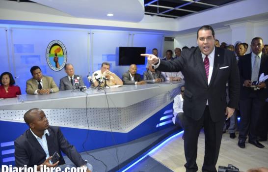 Miguel Vargas se ratifica en la presidencia del PRD con un 87.9%; Guido Gómez obtiene un 6.9%