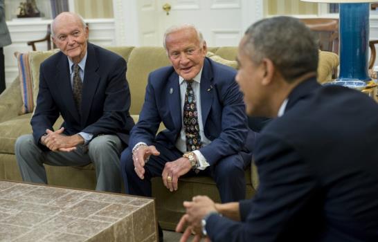 Obama recibió a los astronautas del Apolo 11 en el 45 aniversario
