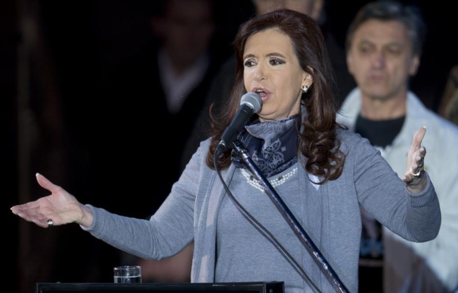 Juez de Nueva York no suspende sentencia que obliga a Argentina a pagar a los fondos buitre