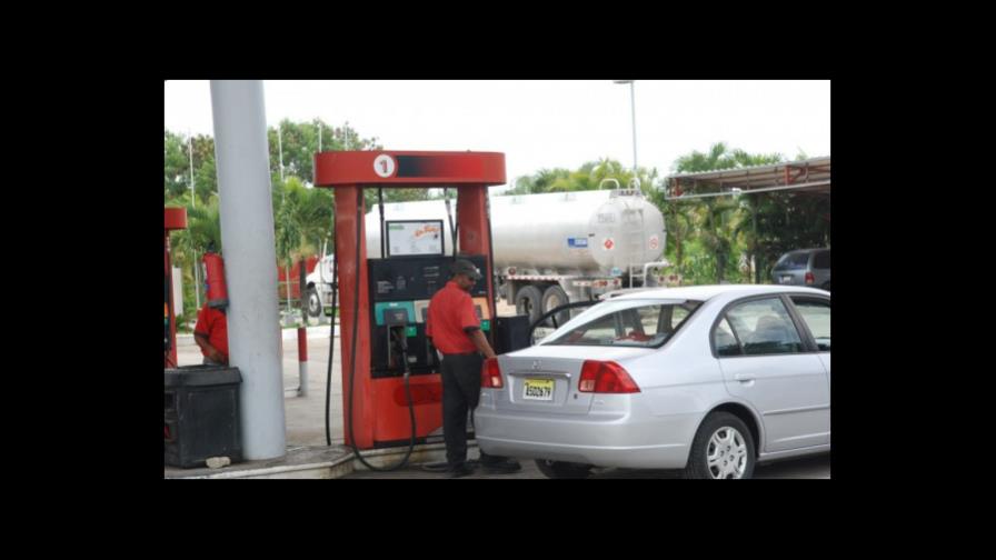 A excepción del gas natural, precios combustibles bajan entre RD$1.00 y RD$2.00 A excepción del gas natural, precios combustibles bajan entre RD$1.00 y RD$2.00