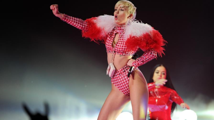 Justicia y Transparencia: prohibición del show de Miley Cyrus es censura previa e intolerancia